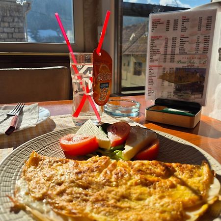 Caffe Pizzeria I Apartmani Bona Fides Nm Nova Varoš Eksteriør billede